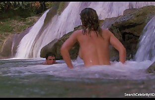 Pria rumah bokep mom muda melakukan seks bertiga setelah mandi air panas